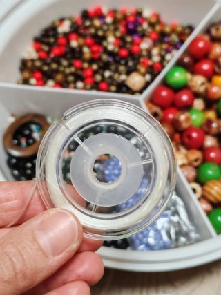 Abalorios para pulseras y manualidades