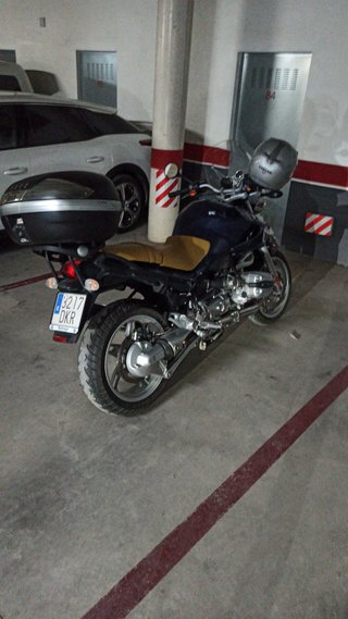 BMW R850R Azul y Beige