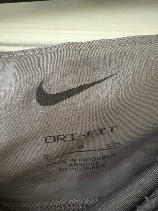 Mallas Nike grises