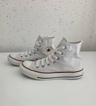Converse Chuck Taylor All Star Talla 37.5 Blancas