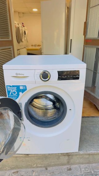 Lavadora Balay 9 kilos  washing machine