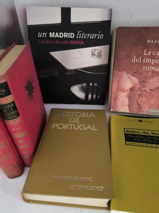 Libros variados 25€ UNIDAD