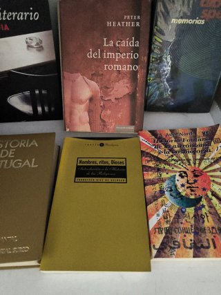 Libros variados 25€ UNIDAD