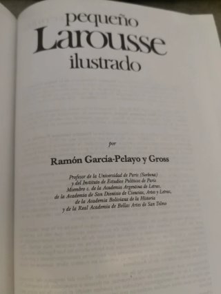 Larousse Monolingual Spanish Dictionaries: Pequ...