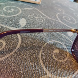 Occhiali da sole donna eleganti oro/viola