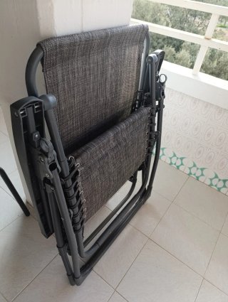 Silla de playa extensible gris