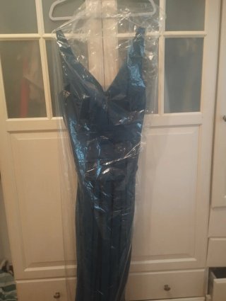 Vestido largo azul para bodas y eventos