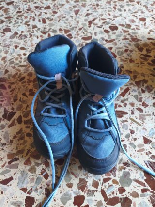 Zapatillas Talla 39 (Adidas, Jordan y Quechua)