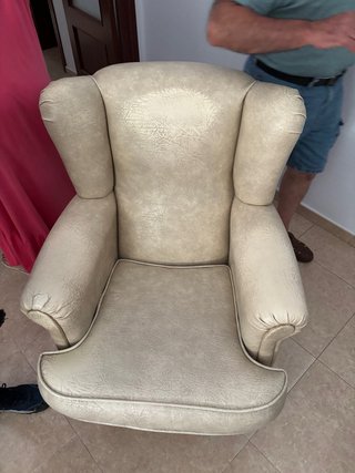 Butaca de salón beige