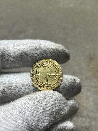 Moneda oro. Escudo Felipe V 1702 Cagliari