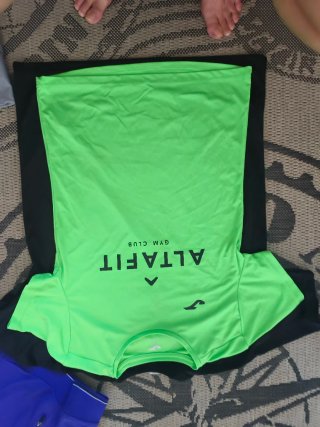 Ropa deportiva gimnasio