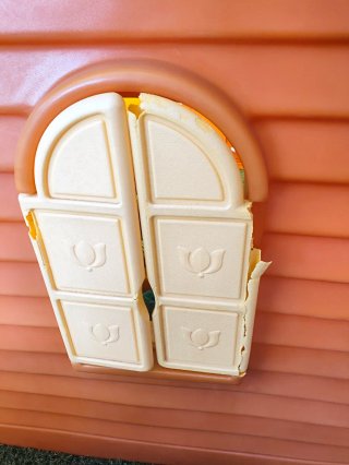 Casa de plástico para jugar
