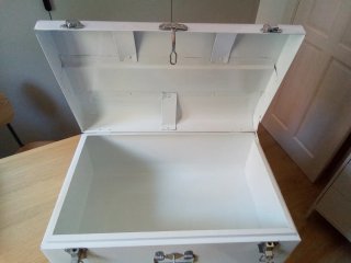 Baúl metálico blanco  Maisons du Monde