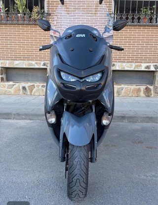 Yamaha NMAX 125 Negra