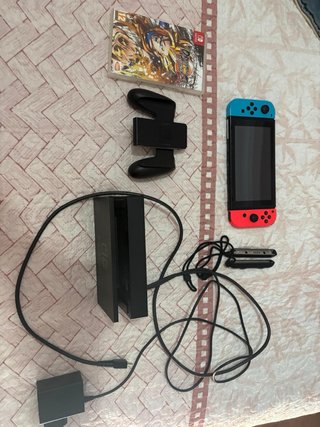 Nintendo Switch Azul/Rojo + Accesorios