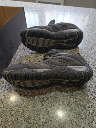 Deportivas Merrell Trekking Gris