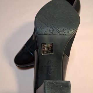 Zapatos de tacón negros Chamby