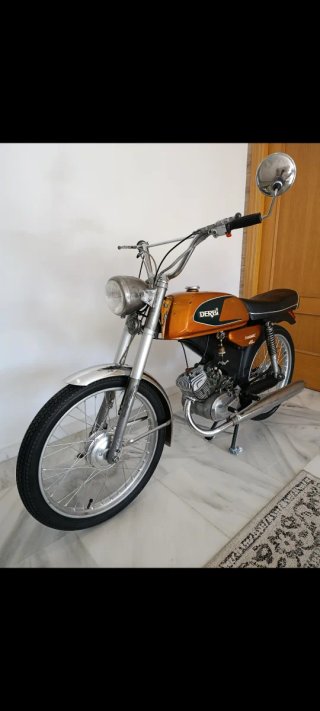 Derbi Antorcha Tricampeona