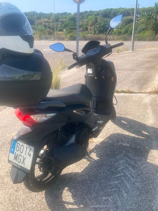 SYM Symphony 125cc Scooter - 4450 km