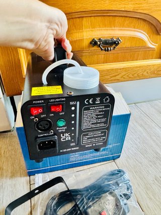 NUEVO! Maquina de humo con 8 LED y mando nueva
