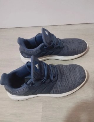 Scarpe Adidas Blu e Bianche