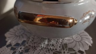 Sopera antigua porcelana dorada