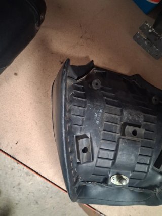 Asiento Hyosung Aquila 125 2006