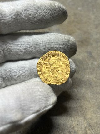 Moneda de Oro. Escudo Carlos y Juana 1543