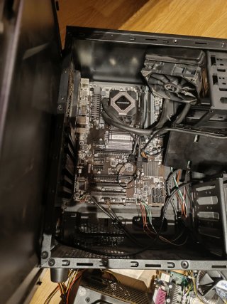 Piezas de PC: Placa Base, Tarjeta Gráfica, CPU