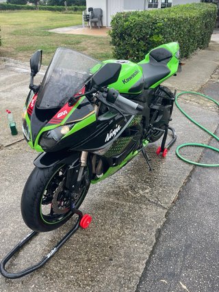 Kawasaki ZX6R