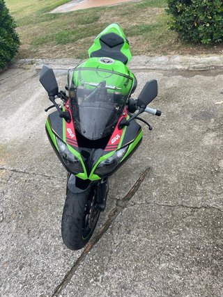 Kawasaki ZX6R