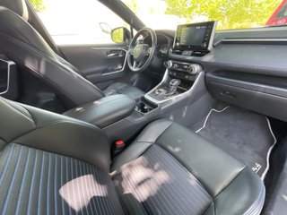 Toyota Rav4 2.5l 220H Feel!