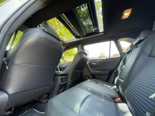 Toyota Rav4 2.5l 220H Feel!