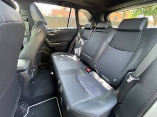 Toyota Rav4 2.5l 220H Feel!