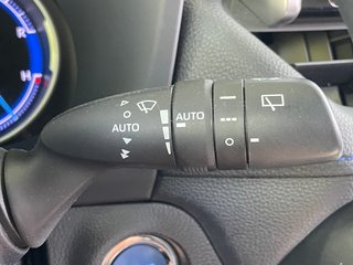 Toyota Rav4 2.5l 220H Feel!