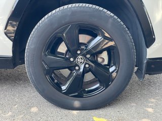 Toyota Rav4 2.5l 220H Feel!