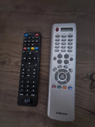 Televisor Plasma 42" Samsung Negro/Plateado