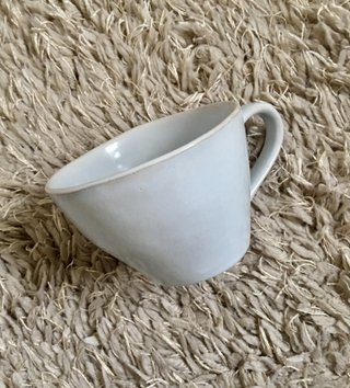 Taza grande gris cerámica