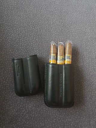 Estuche Piel Porsche Design Pequeño