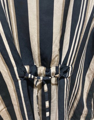Blazer a Rayas Beige y Negro