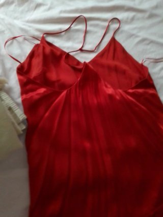Vestido lencero rojo satinado
