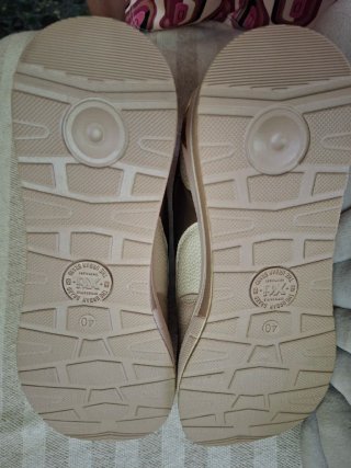Botines Xti Beige y Dorado con Cremallera