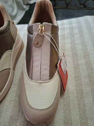 Botines Xti Beige y Dorado con Cremallera