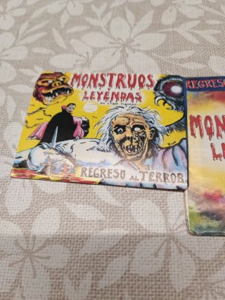 Sobres de Cromos Monstruos y Leyendas Sin Abrir