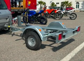 Alquiler Remolque Moto