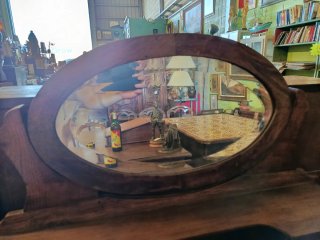 ANTIGUO TOCADOR O ESCRITORIO DE MADERA CON ESPEJO