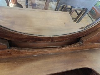ANTIGUO TOCADOR O ESCRITORIO DE MADERA CON ESPEJO