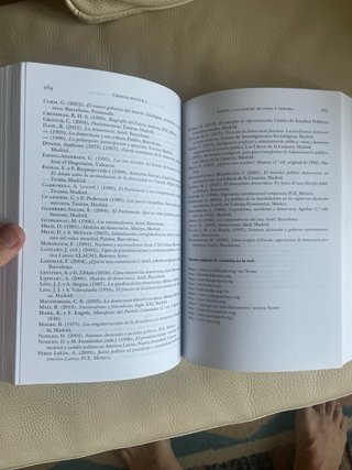 Libros primer curso grado criminologia Uned.