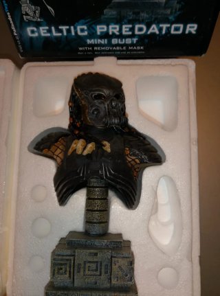 Busto Celtic Predator