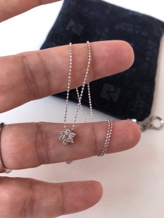 Collar de platino y diamantes con certificado